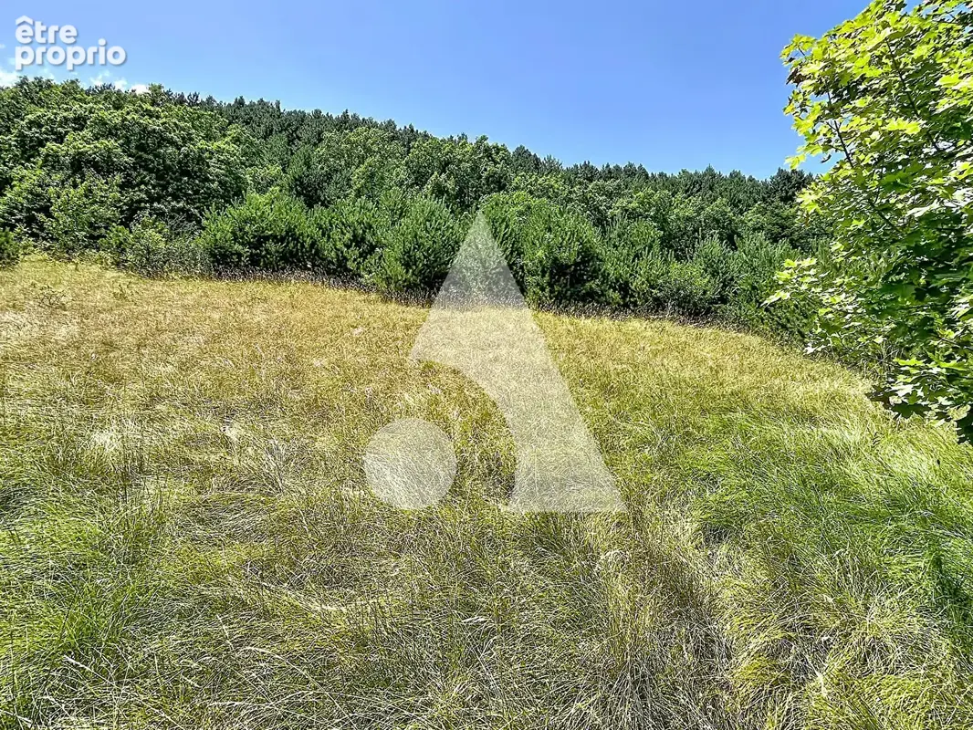 Terrain constructible de1455 m2 à La Freissinouse - photo 9