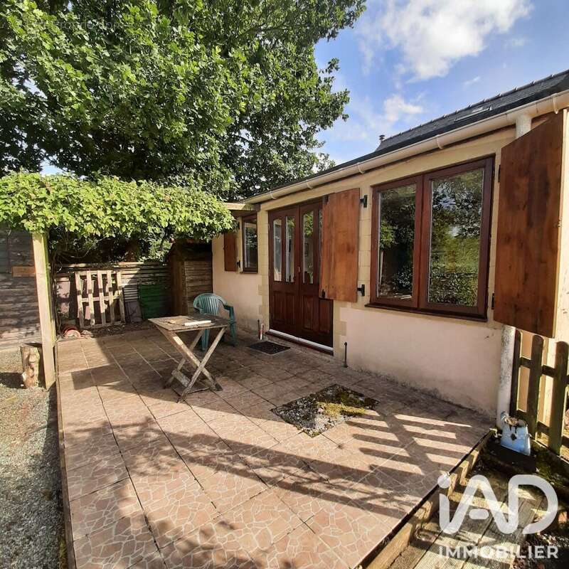 Maison 47 m² à Duault  - photo 2
