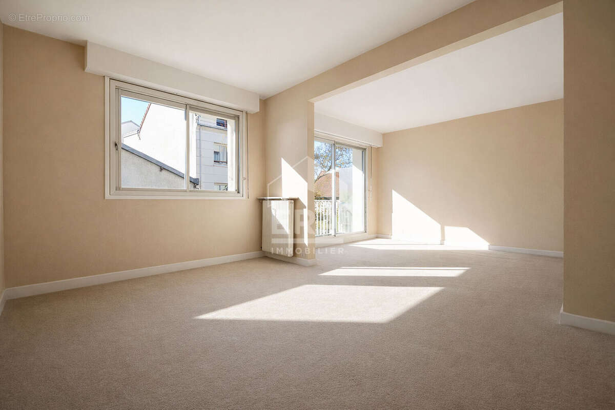 Appartement à ISSY-LES-MOULINEAUX