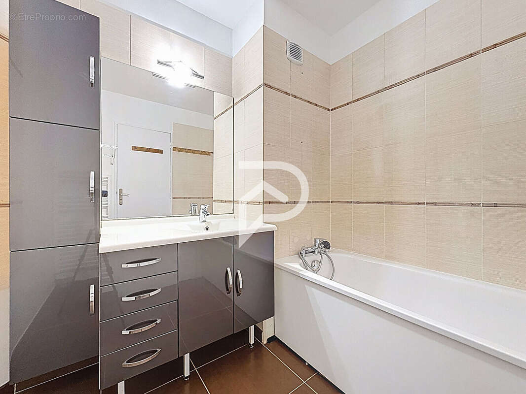 Appartement à CHAMPS-SUR-MARNE