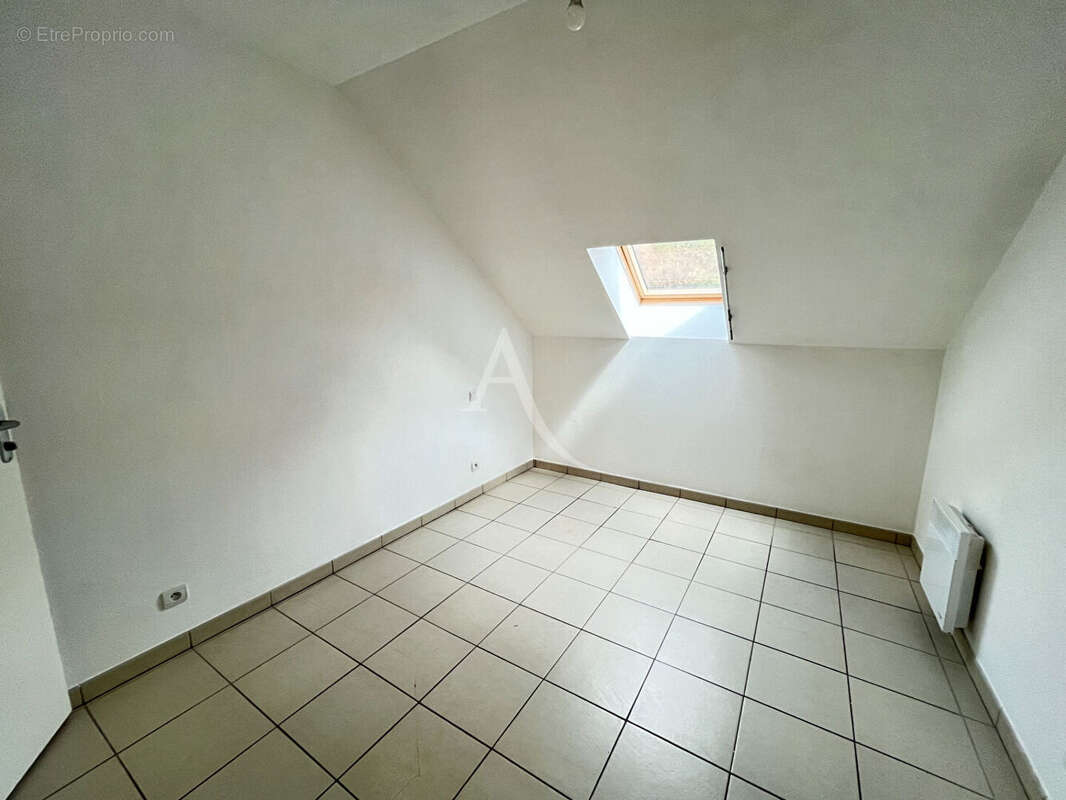 Appartement Dourdan 4 pièces avec ascenseur ! - photo 8