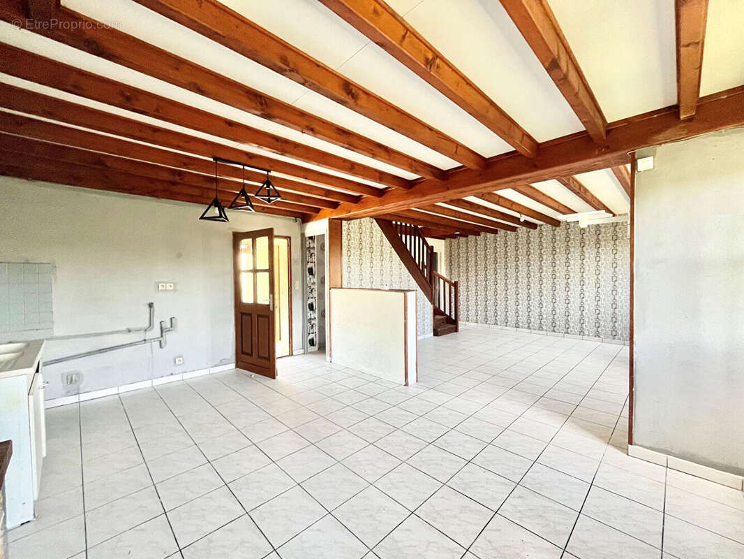 Maison à LE MOLAY-LITTRY