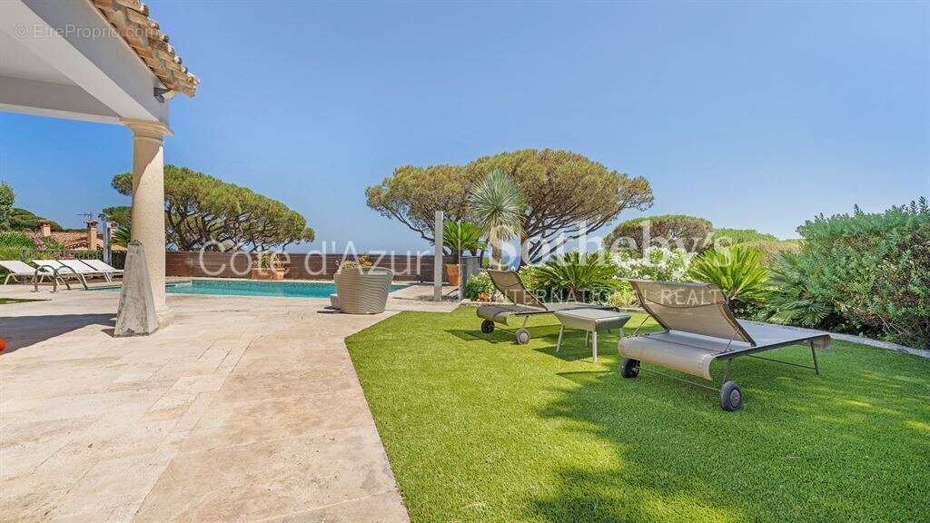 Villa de luxe avec vue sur Saint-Tropez, quartier Sémaphore, Sainte-Maxime - photo 16
