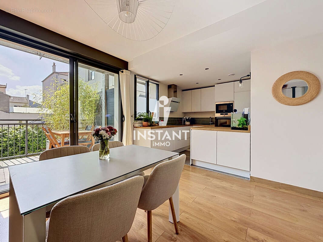Appartement 85 m² à Maisons-Alfort  - photo 4