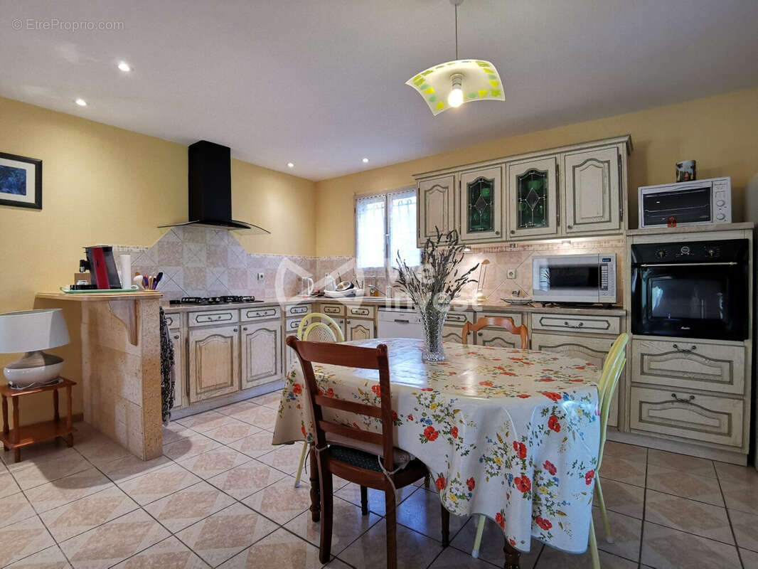 Maison à SAINTE-TERRE