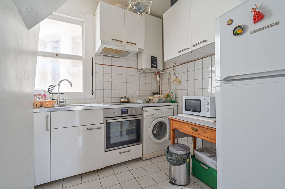 Appartement à PARIS-18E