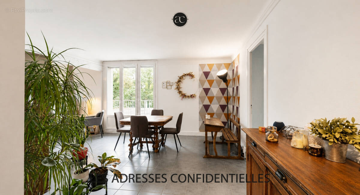 Appartement à TASSIN-LA-DEMI-LUNE