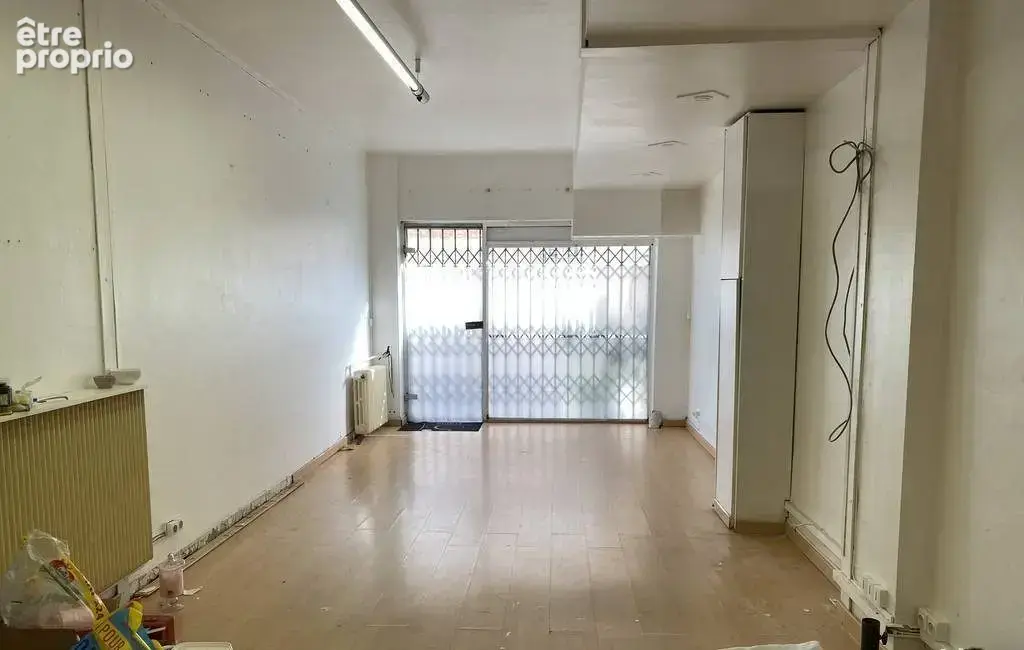 Commerce 45 m² à vendre à Paris-18e (75018) - photo 3
