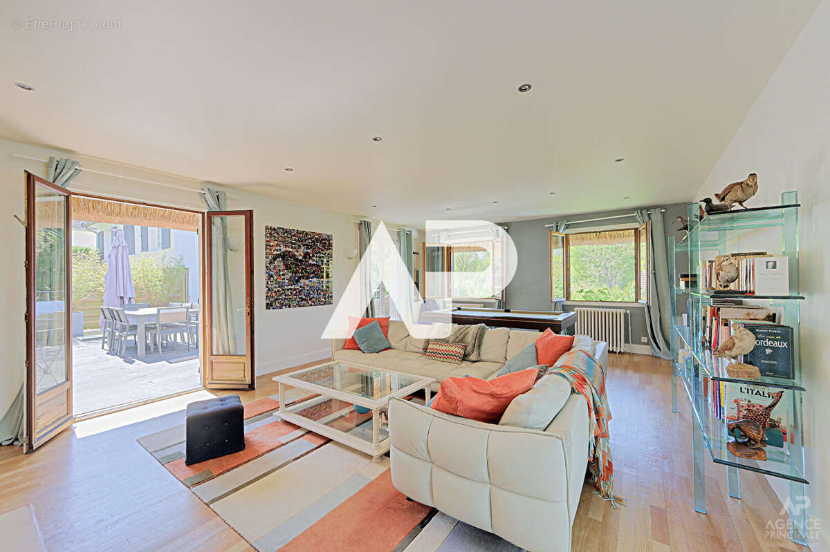 Maison à RUEIL-MALMAISON