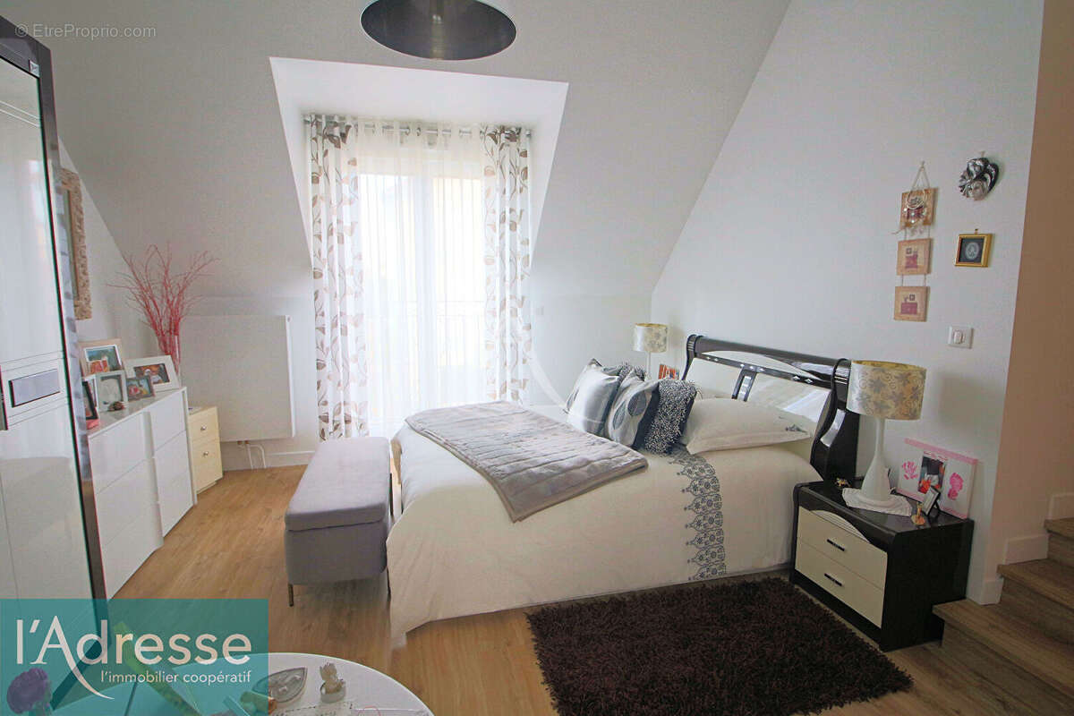 Maison à VIRY-CHATILLON