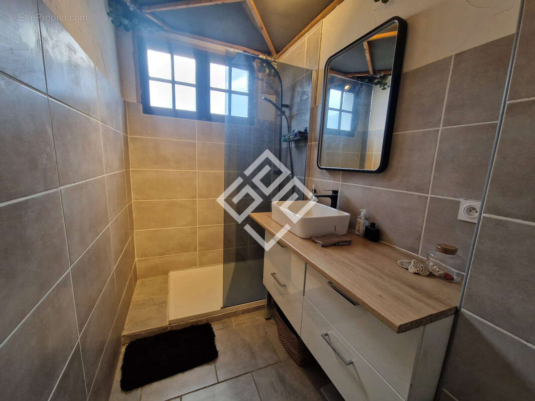 Appartement T3 lumineux proche du centre ville de Perpignan - photo 5
