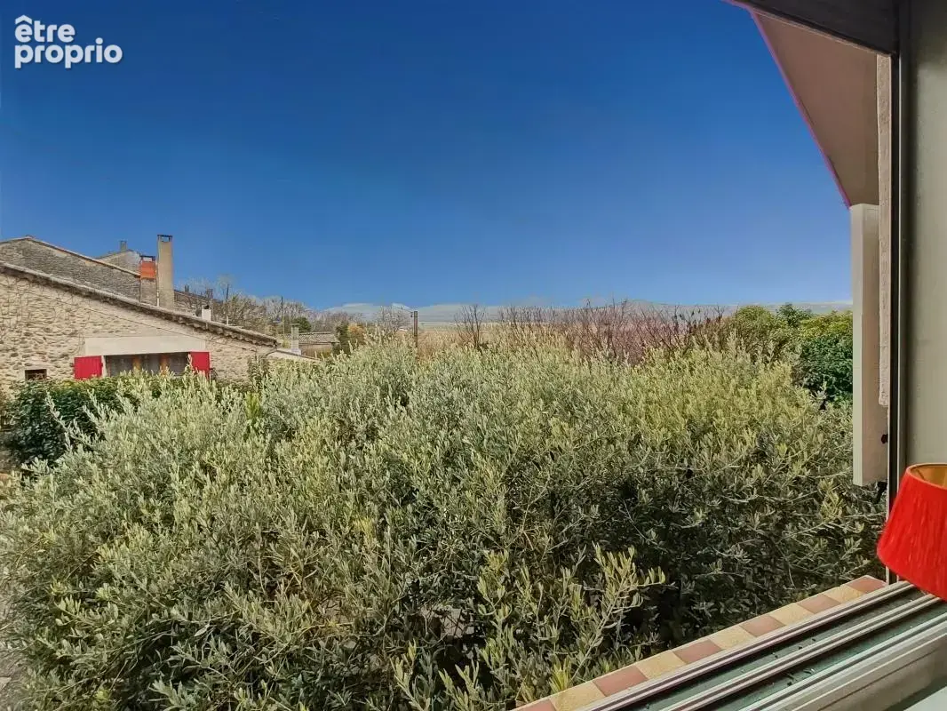 Maison T5 de 185m² avec terrasse, dépendance et charme de l'ancien - photo 3