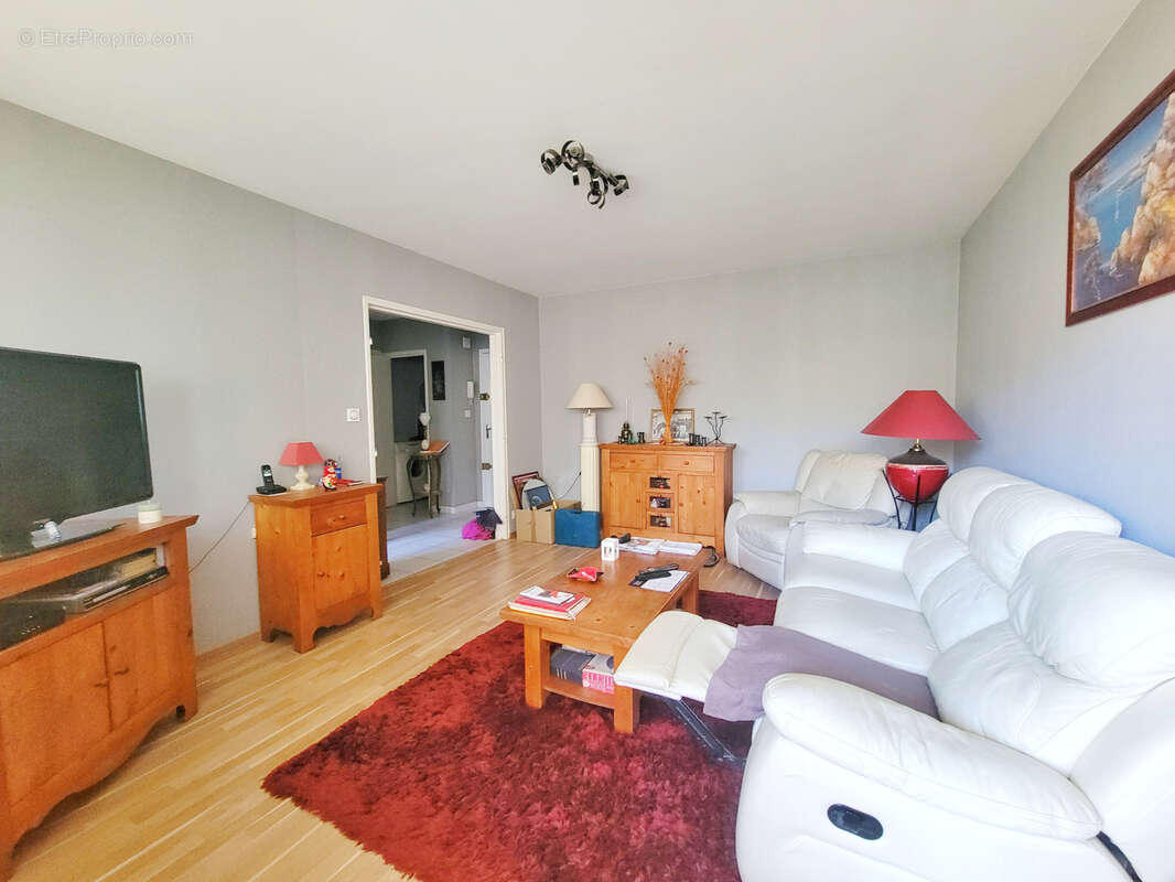 Appartement à OULLINS