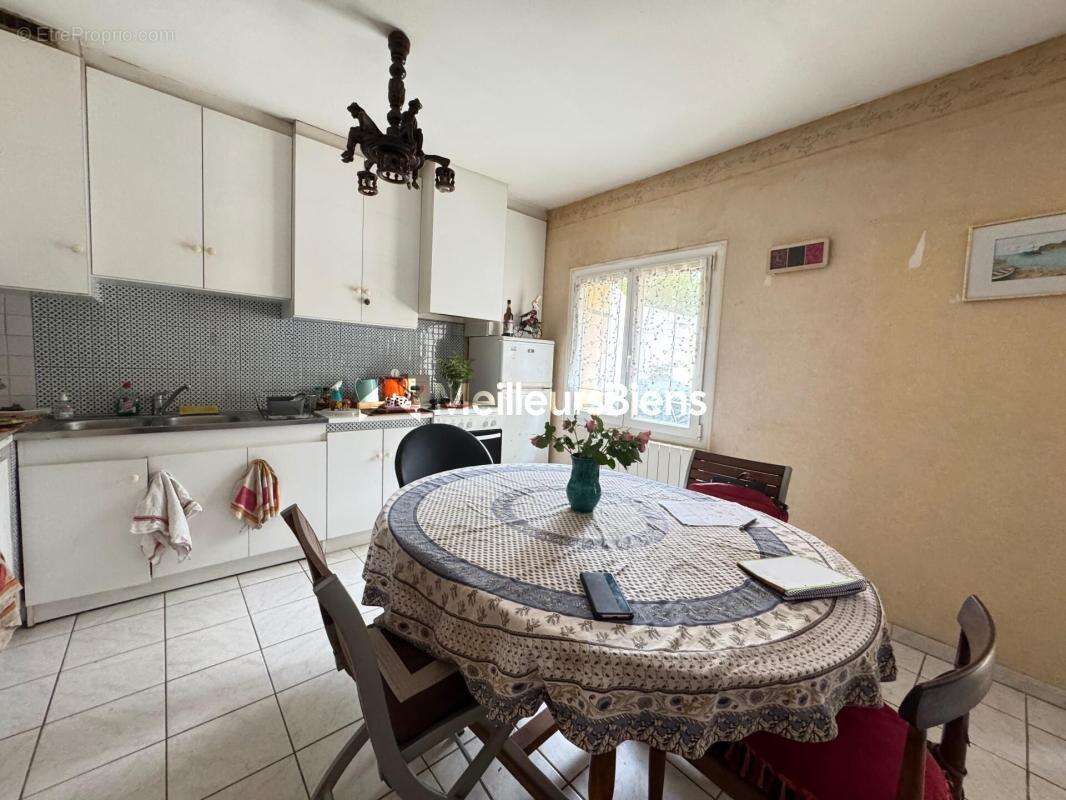 Maison à PLOUGOUMELEN