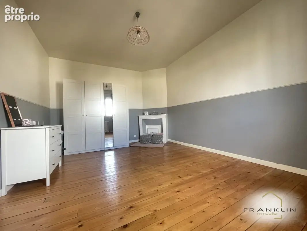 Mitry-Mory - Pavillon avec 4 chambres - Garage + Sous-sol total - photo 10