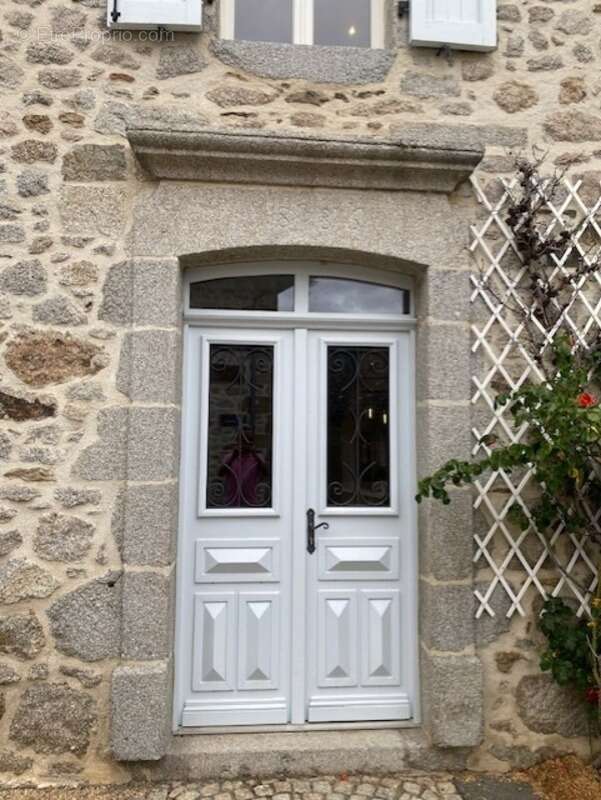 Maison à JUNHAC