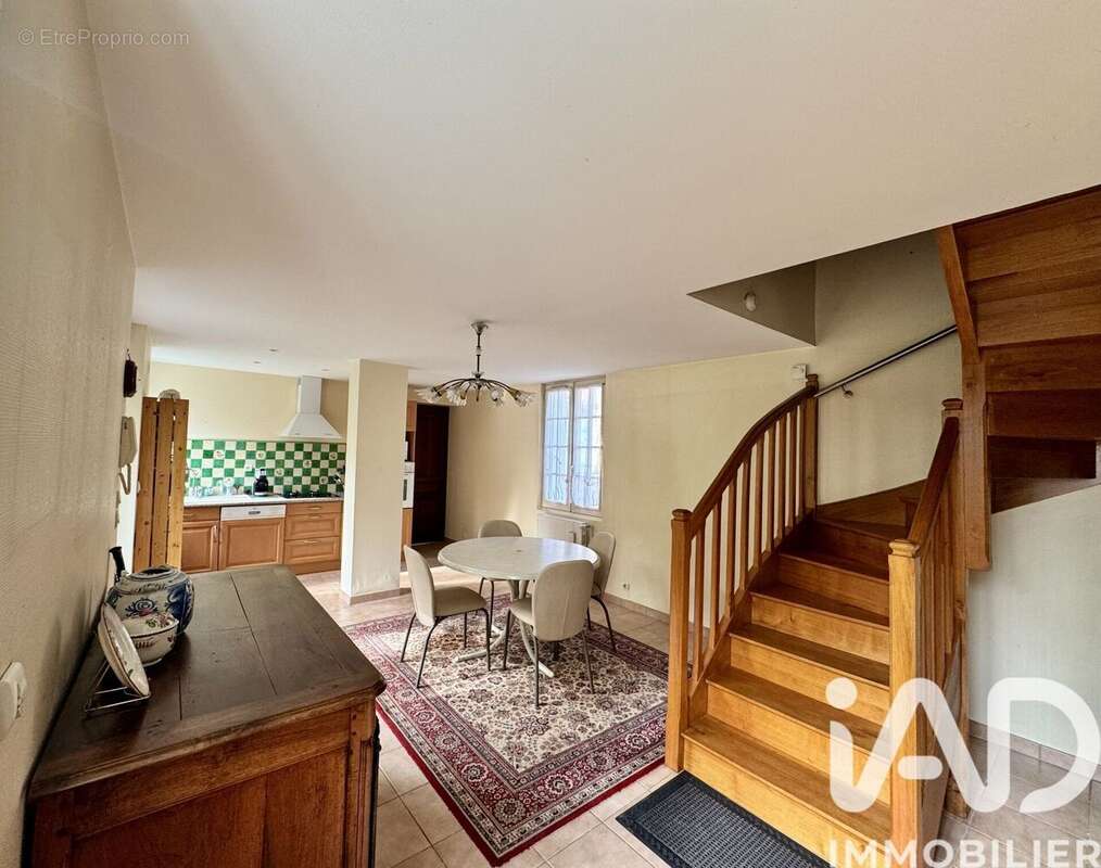 Photo 2 - Maison à CHINON