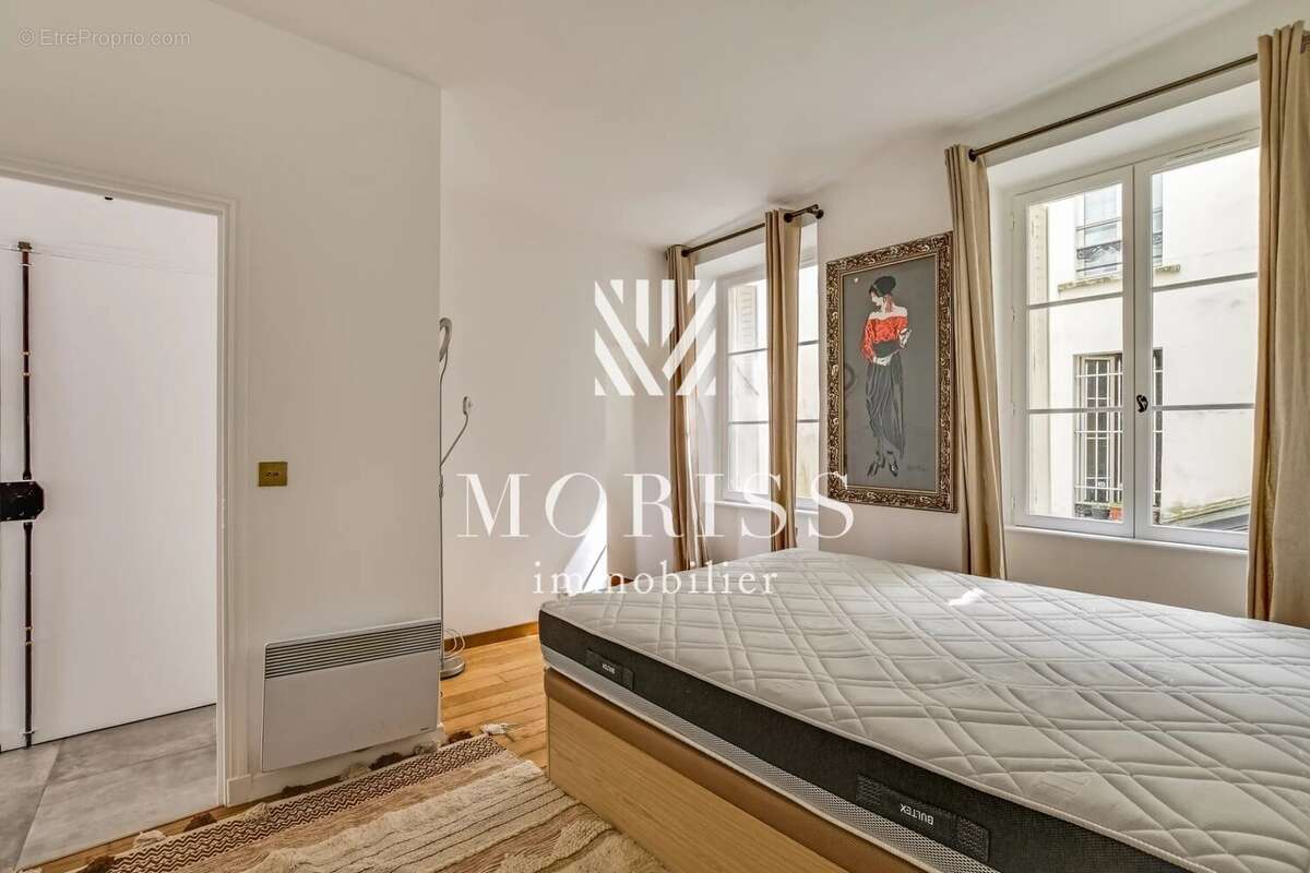 Appartement à PARIS-4E
