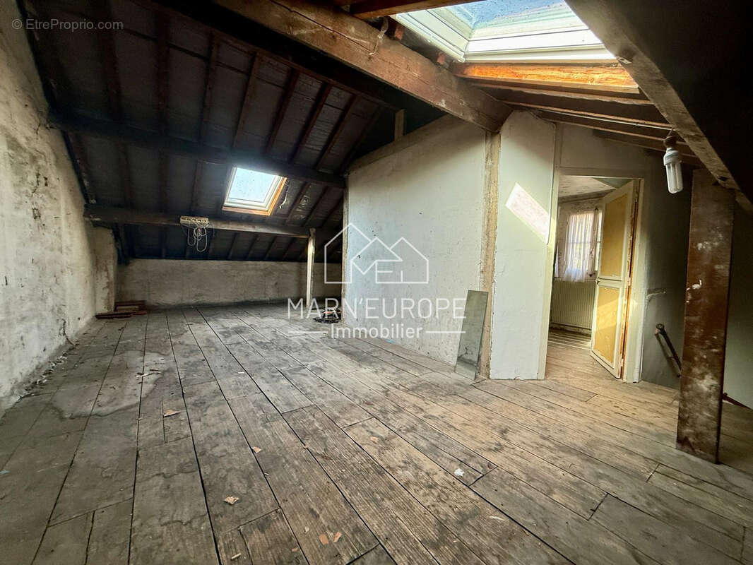 Maison à COUPVRAY
