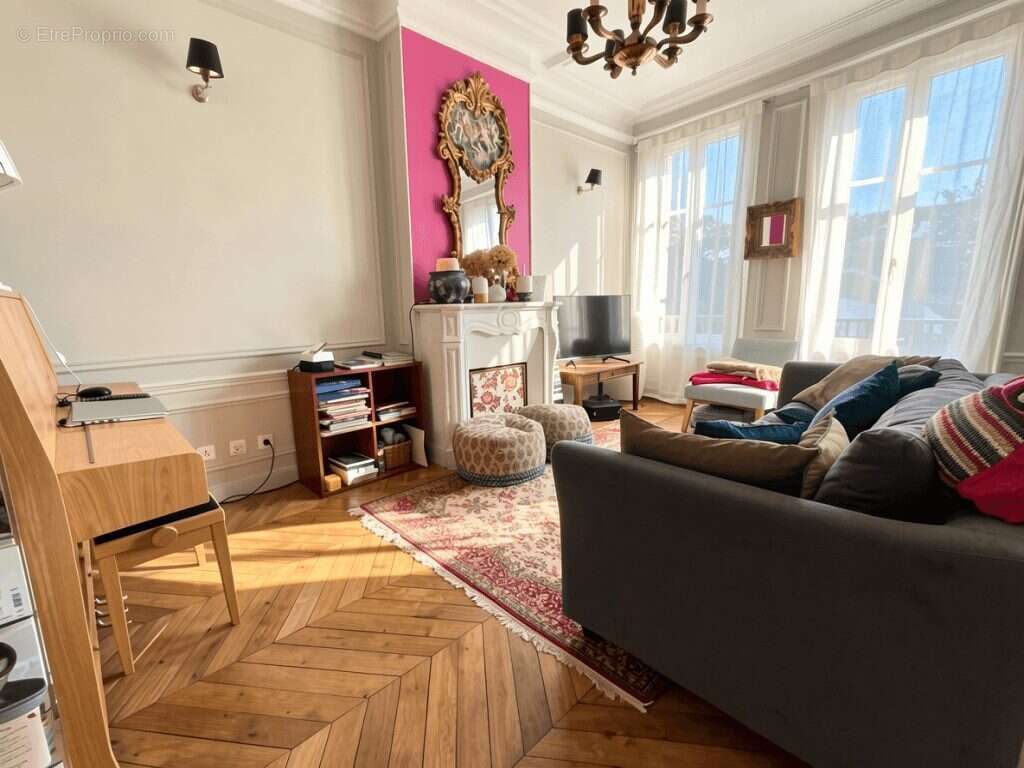 Maison à MONTREUIL