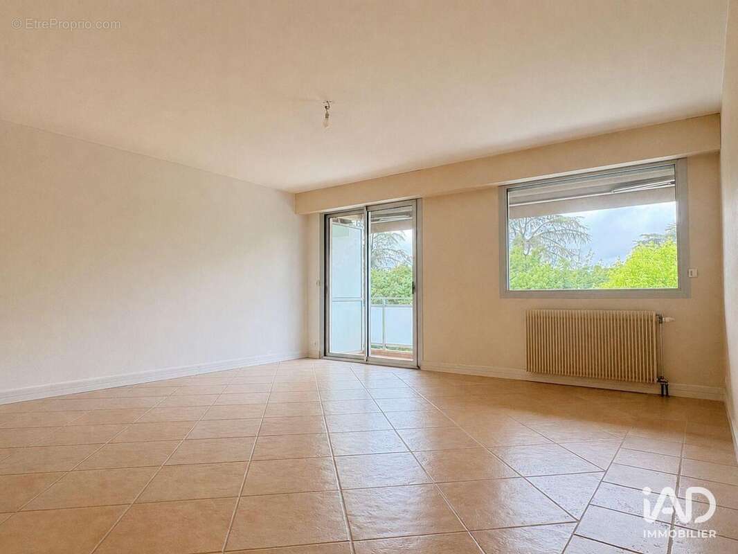 Photo 2 - Appartement à TASSIN-LA-DEMI-LUNE