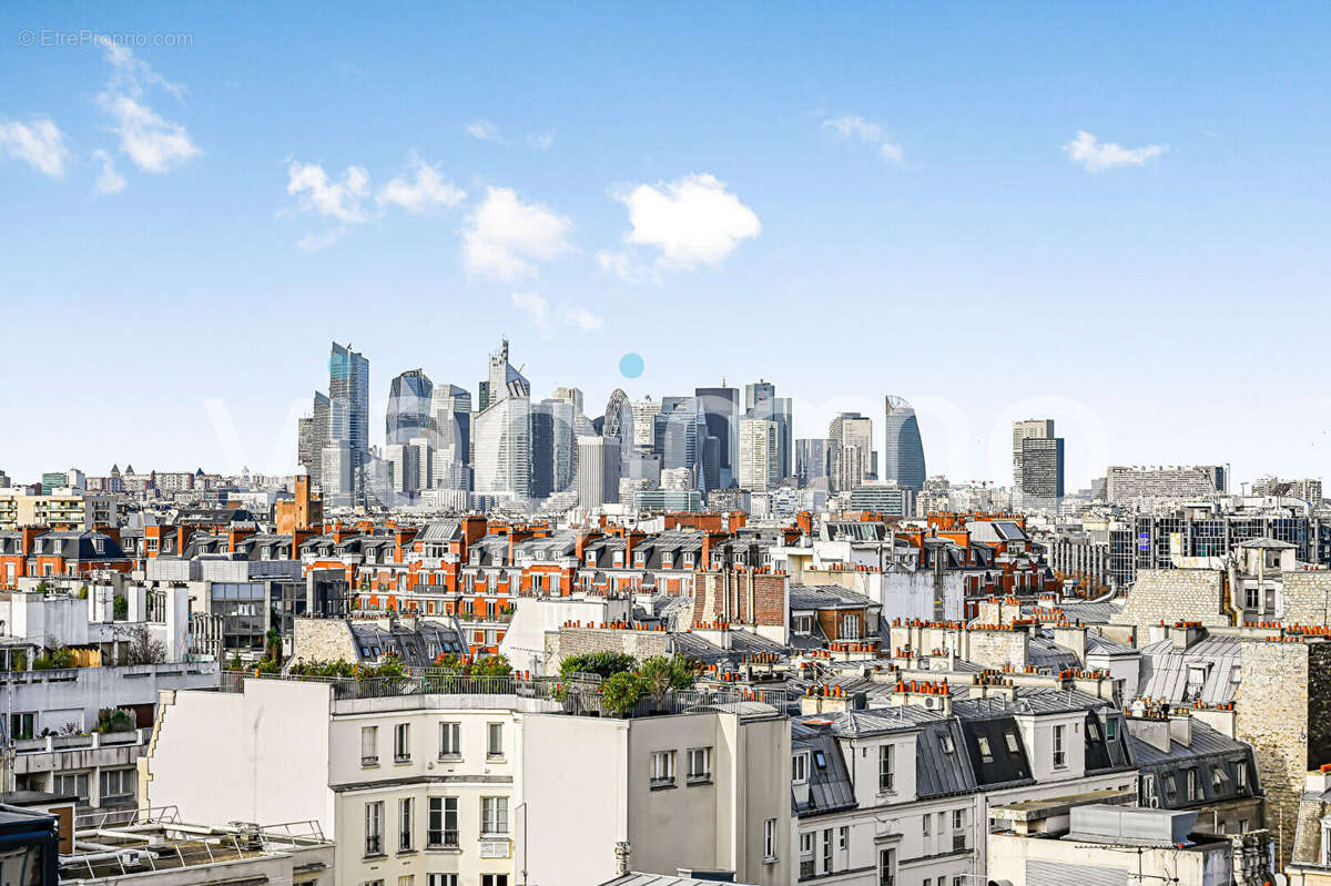 Appartement à PARIS-17E