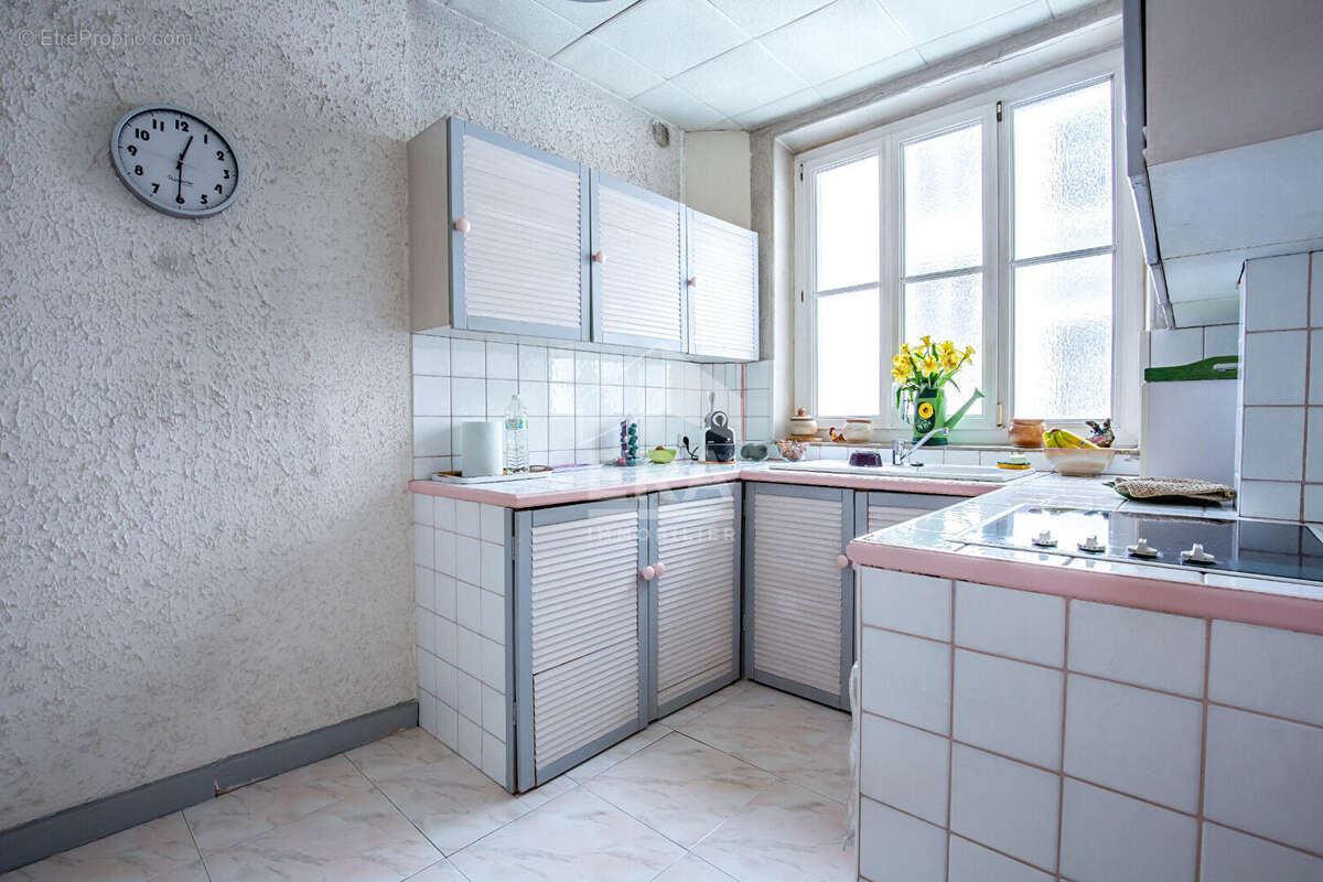 Appartement à PARIS-12E