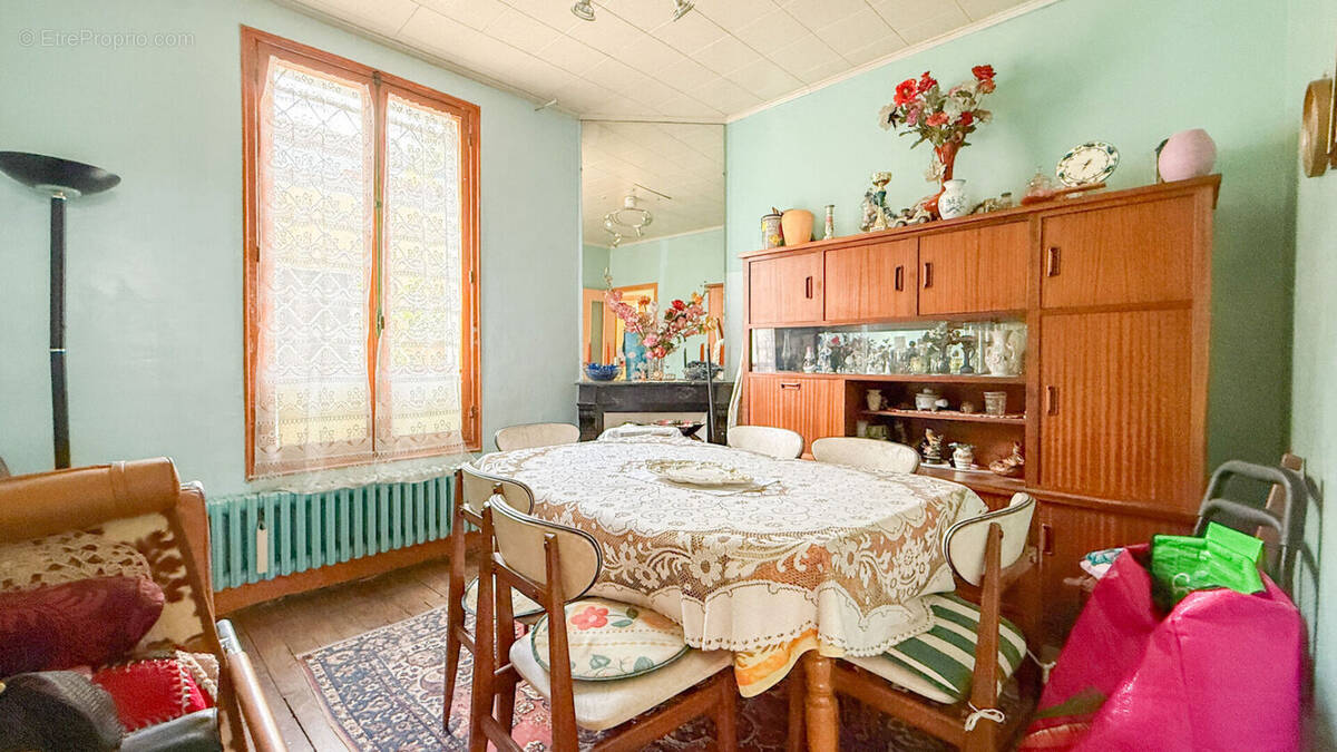 Maison à MONTREUIL