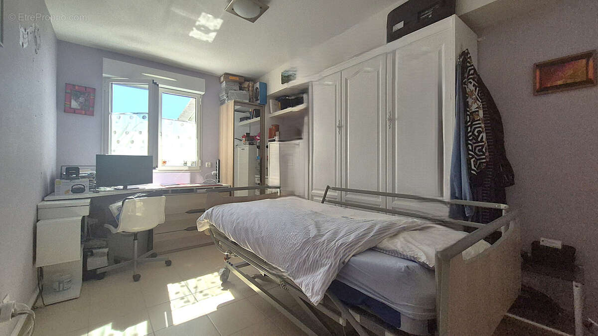 Appartement à MANDELIEU-LA-NAPOULE