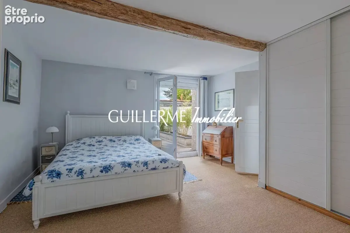 Dardilly-le-Bas  – 4 chambres – Terrasses – Solarium avec vue dégagée - photo 20