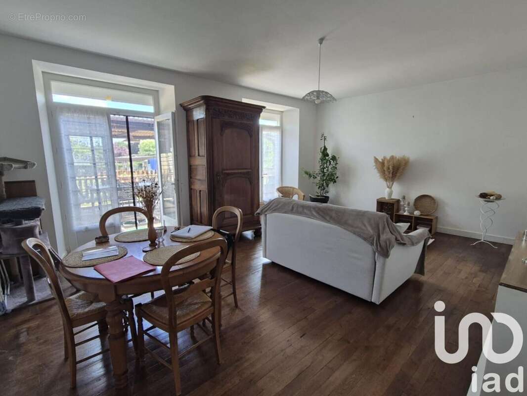 Photo 4 - Maison à VAUX