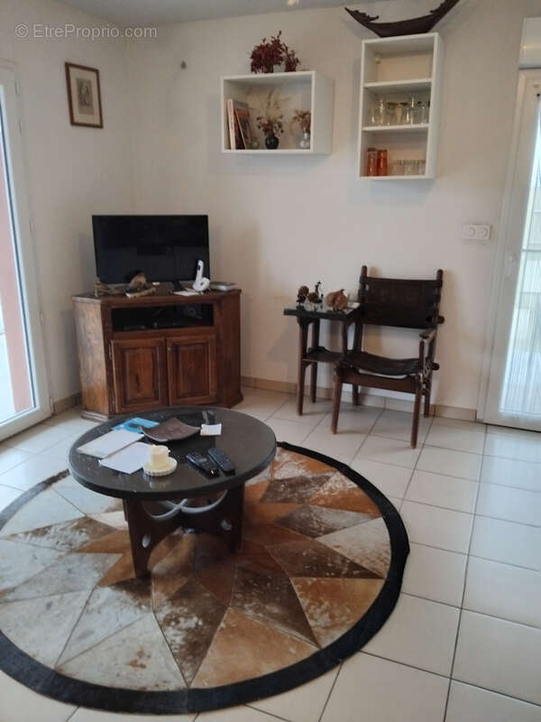 Appartement à JUVIGNAC