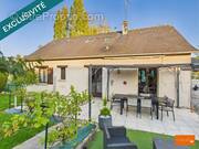 Photo 1 - Maison à AMBRIERES-LES-VALLEES