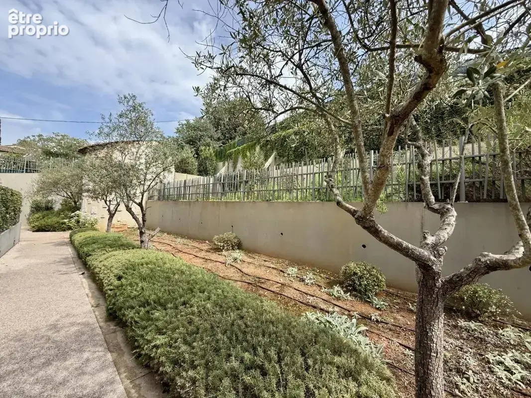 Valbonne – à deux pas du village – 3 pièces avec jardin, terrasse & garage - photo 9