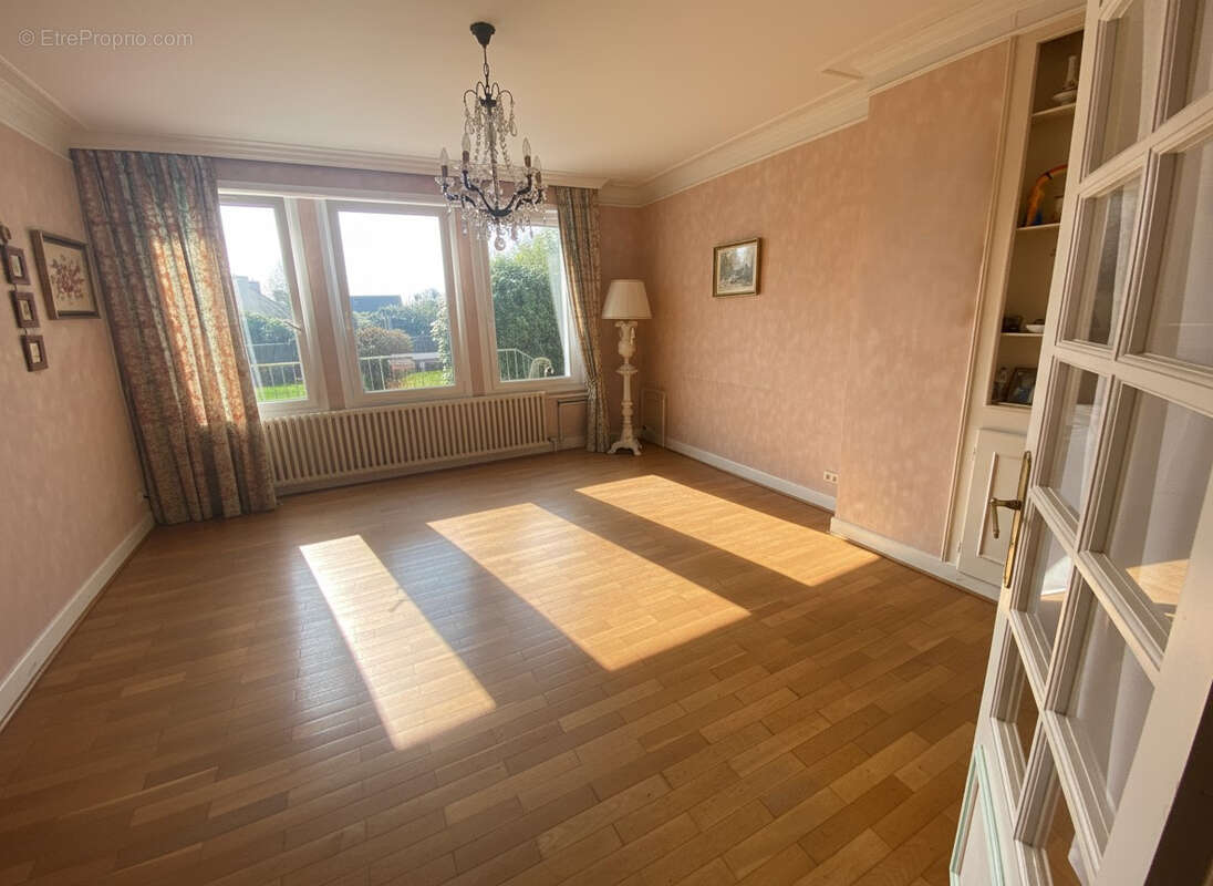 Maison à LANDIVISIAU