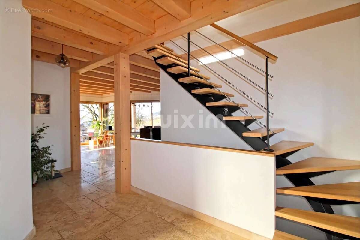 Maison à VIUZ-EN-SALLAZ