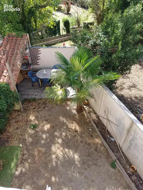 Maison à LA CHAIZE-LE-VICOMTE