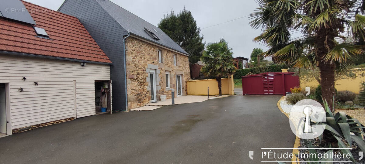 Maison à LES LOGES-MARCHIS