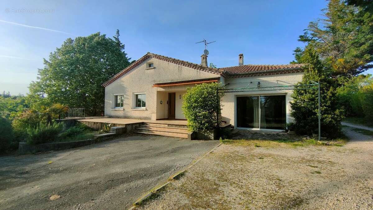 Maison à VILLENEUVE-DE-BERG