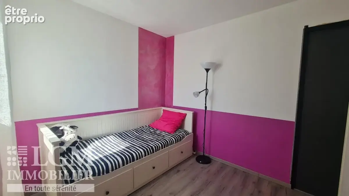 Appartement À Vendre - photo 5