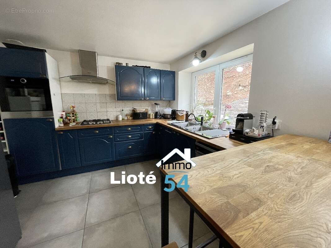 Maison à BAINVILLE-AUX-MIROIRS