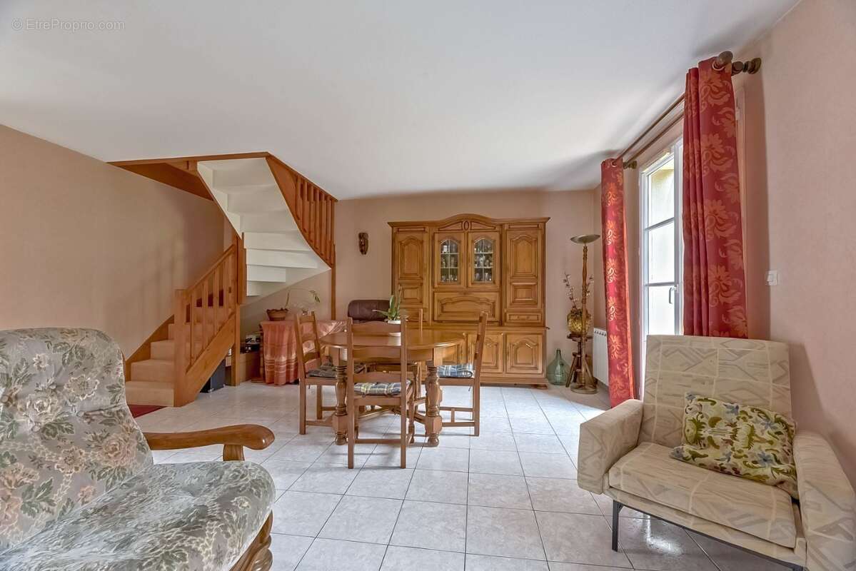 séjour 3 - Maison à ACHERES