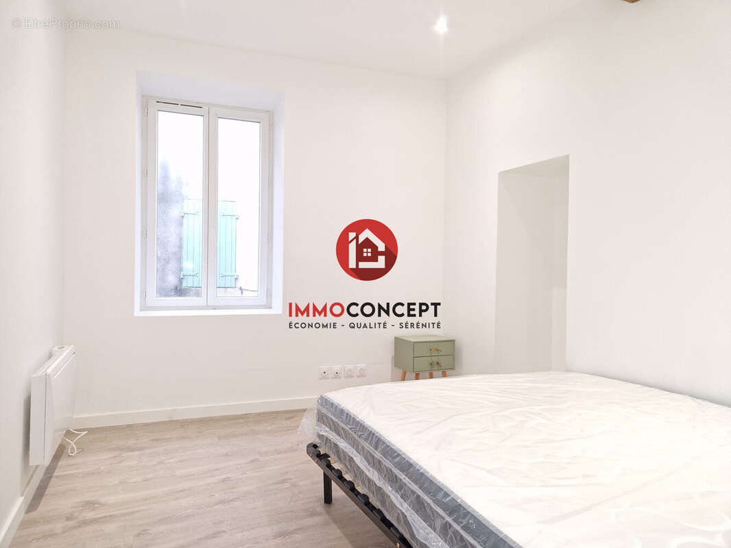 Maison à ROQUEMAURE