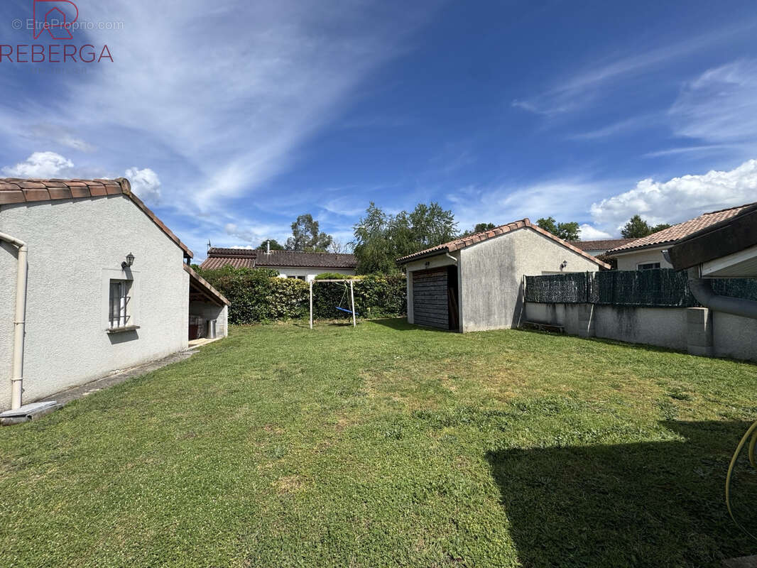Maison à BOUT-DU-PONT-DE-LARN