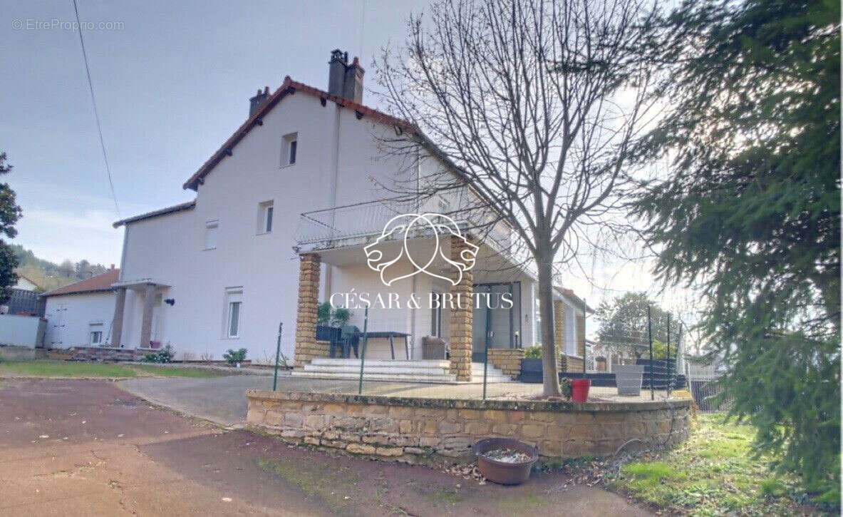 Maison à CHAUFFAILLES