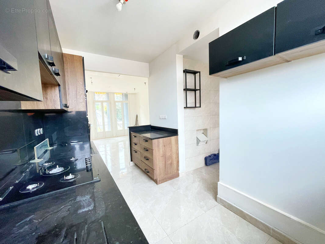 Appartement à OULLINS