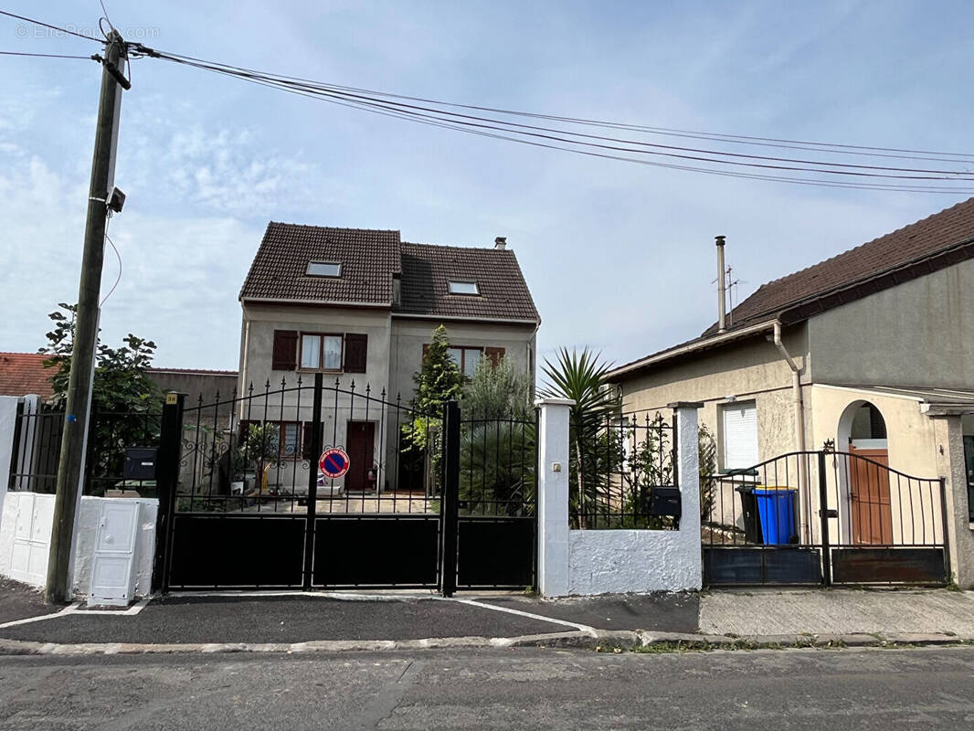 Maison à DRANCY