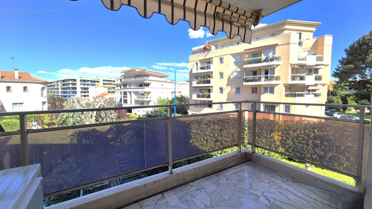 Appartement à MANDELIEU-LA-NAPOULE