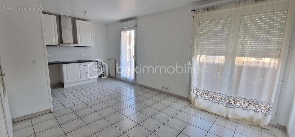 Appartement à BUSSY-SAINT-GEORGES