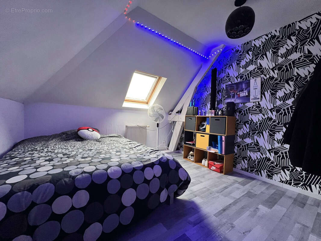 Maison à BRUAY-LA-BUISSIERE